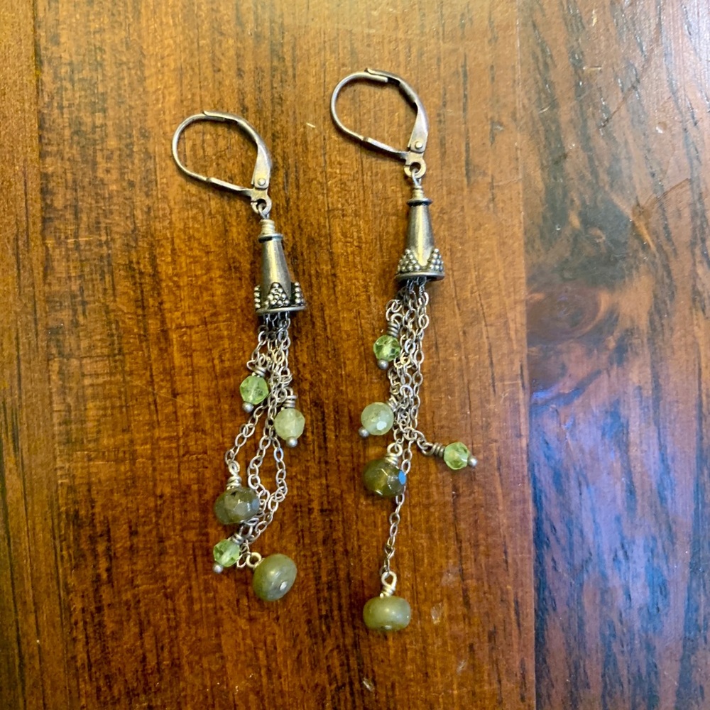 Vintage style dangle earrings
